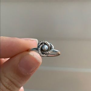 Pandora ring